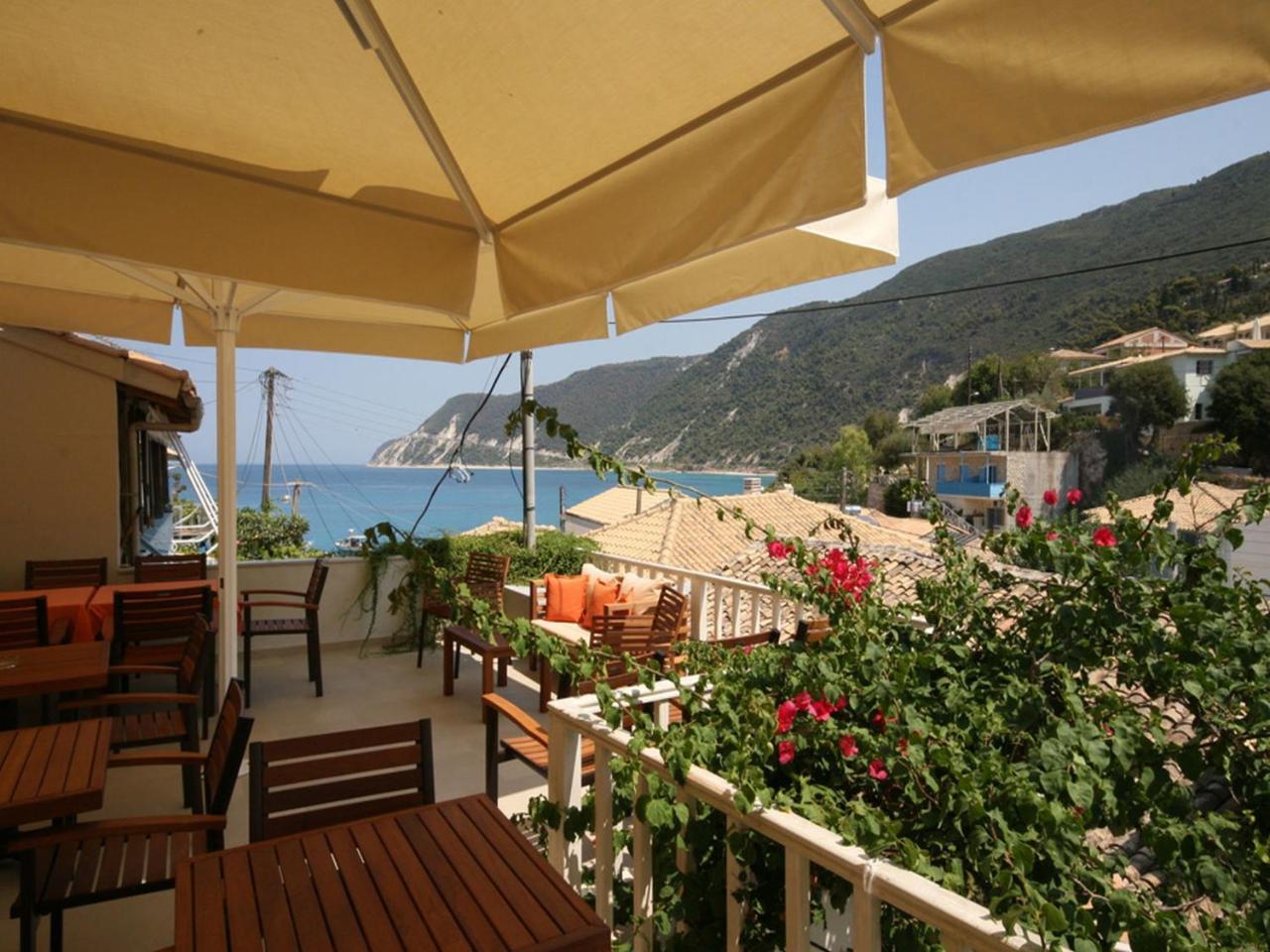 Ionis Hotel Άγιος Νικήτας Εξωτερικό φωτογραφία