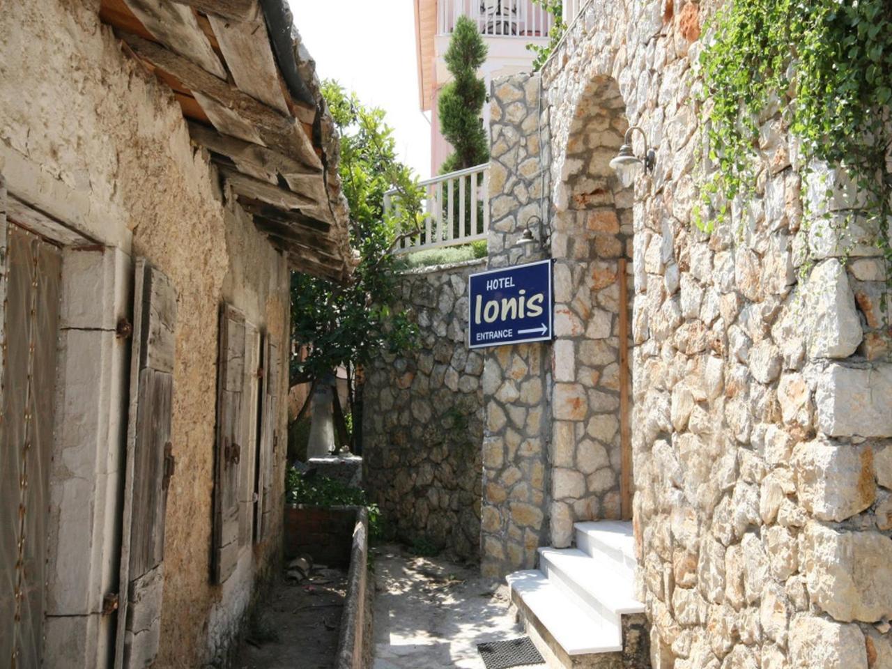 Ionis Hotel Άγιος Νικήτας Εξωτερικό φωτογραφία