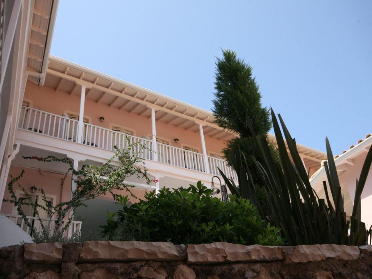 Ionis Hotel Άγιος Νικήτας Εξωτερικό φωτογραφία